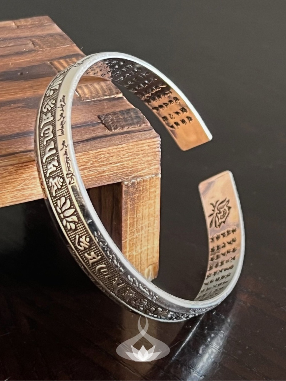 Heart Sutra Bracelet Lotus Flower – Om Mani Padme Hum Silver Cuff